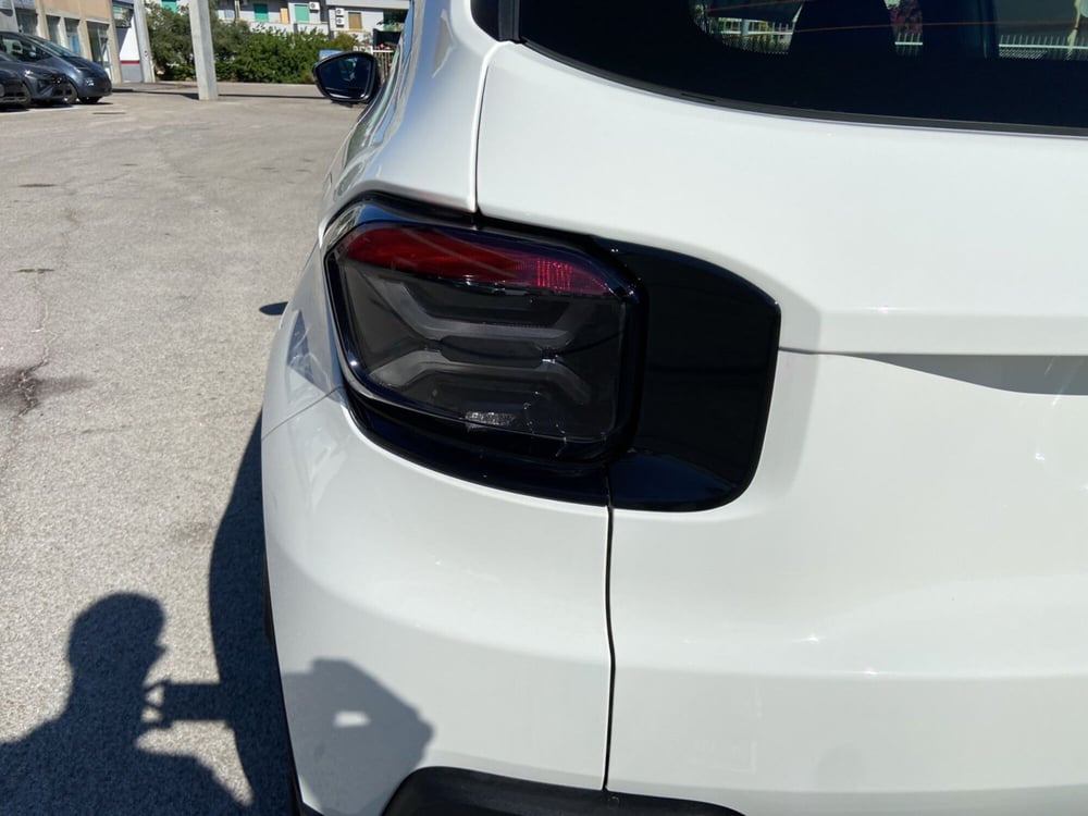 Jeep Avenger nuova a Chieti (10)
