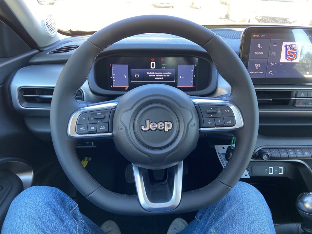 Jeep Avenger nuova a Chieti (18)