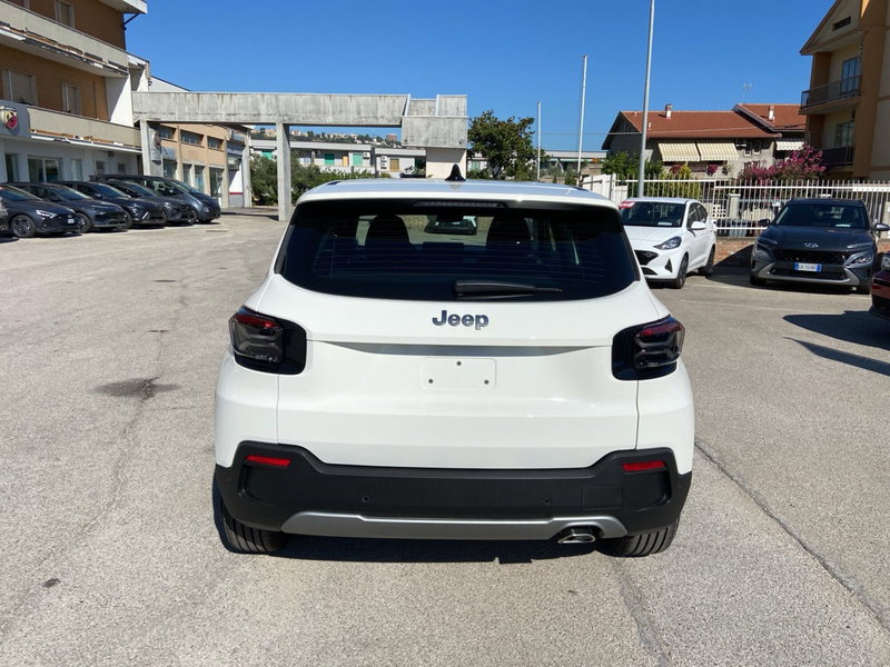 Jeep Avenger nuova a Chieti (4)