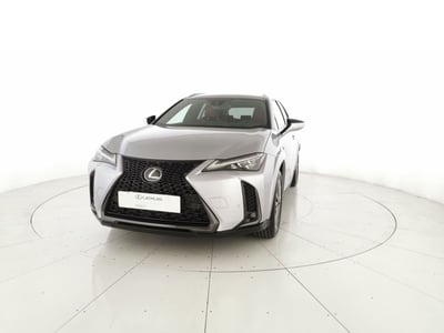 Lexus UX Hybrid 4WD F Sport del 2023 usata a San Salvo