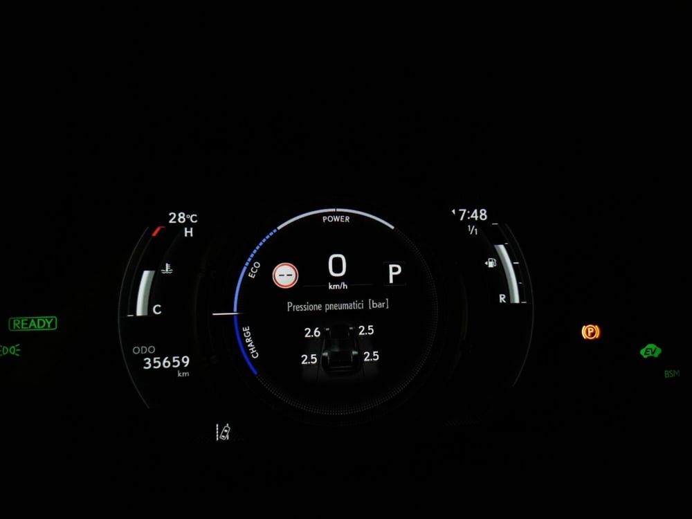 Lexus UX usata a Chieti (20)