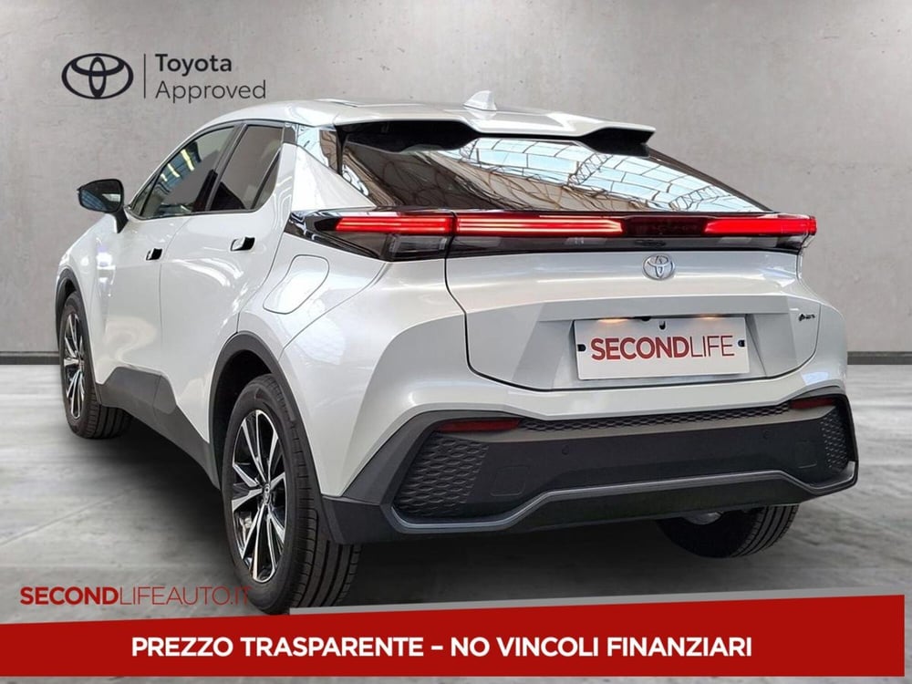 Toyota Toyota C-HR usata a Roma (9)