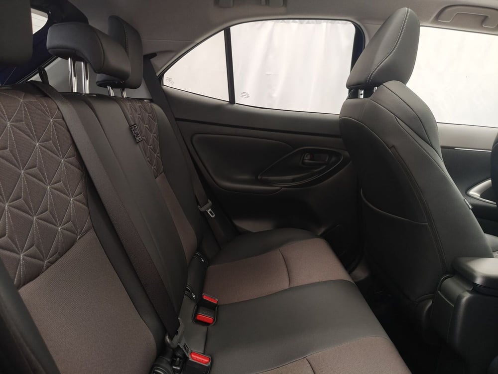 Toyota Yaris Cross usata a Roma (7)