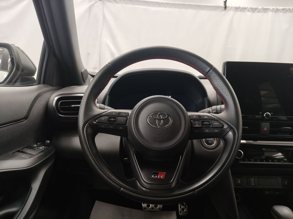 Toyota Yaris Cross usata a Roma (10)