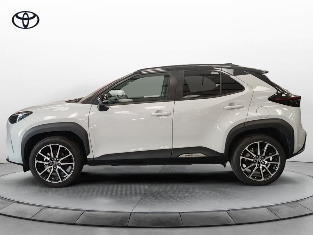 Toyota Yaris Cross usata a Roma (2)