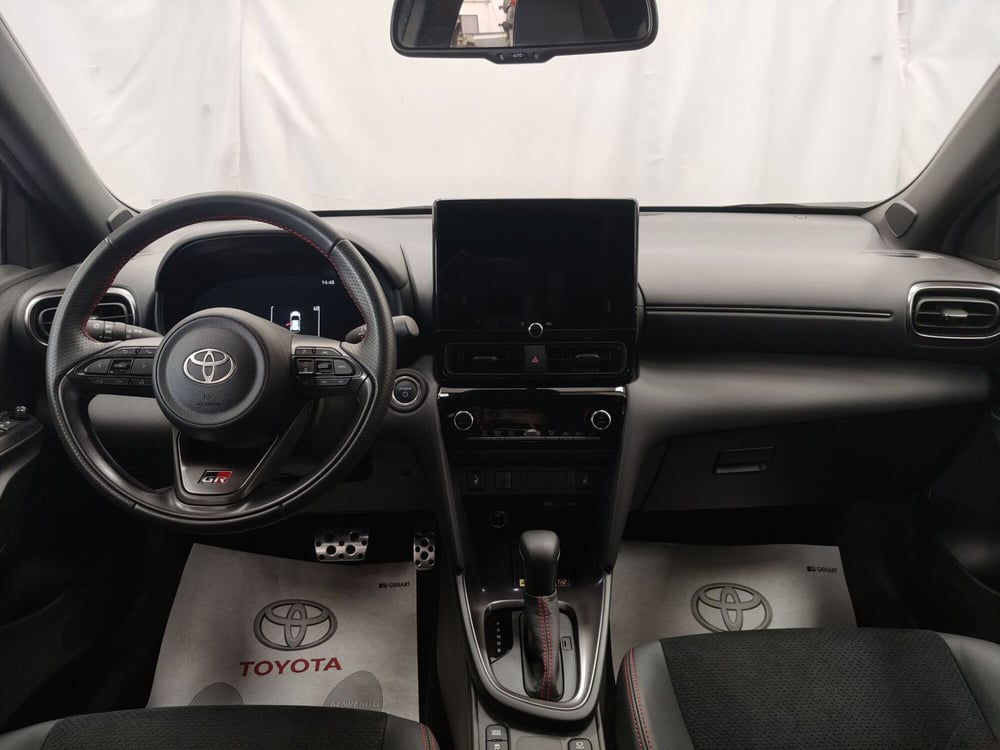 Toyota Yaris Cross usata a Roma (8)