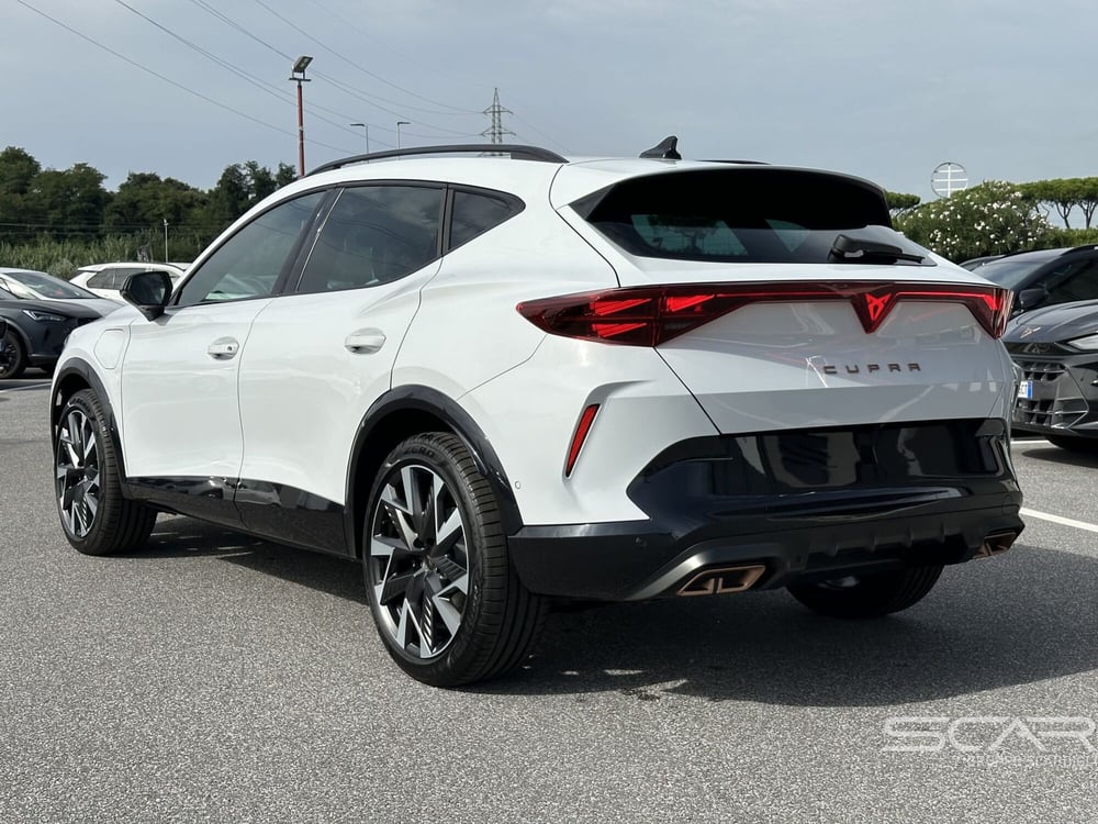 Cupra Formentor nuova a Livorno (7)
