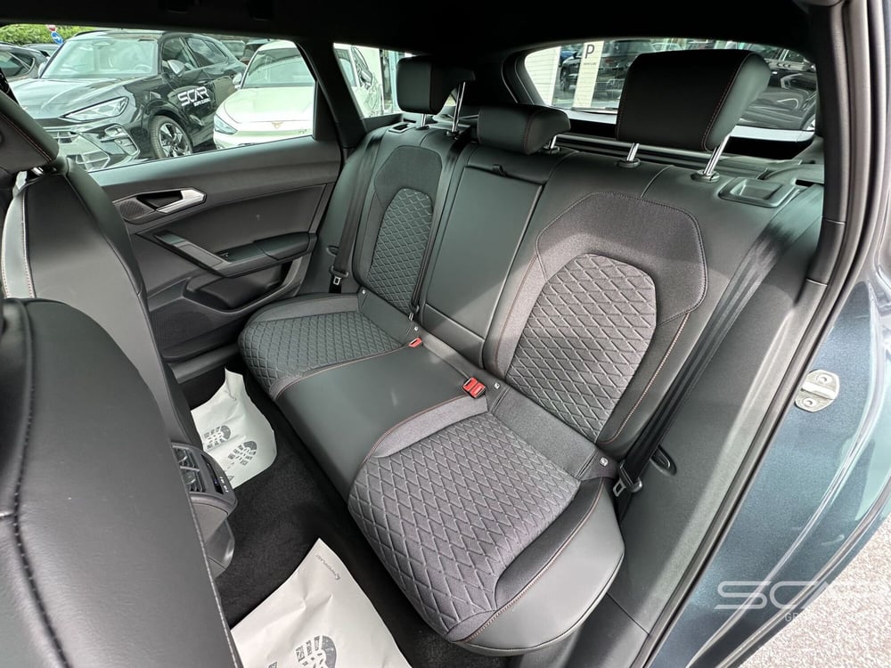 SEAT Leon ST nuova a Livorno (10)