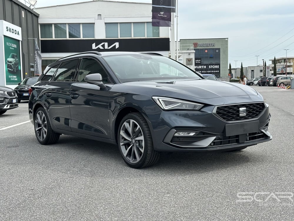 SEAT Leon ST nuova a Livorno (3)