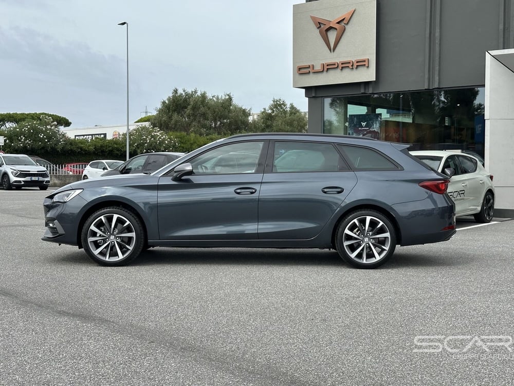 SEAT Leon ST nuova a Livorno (8)