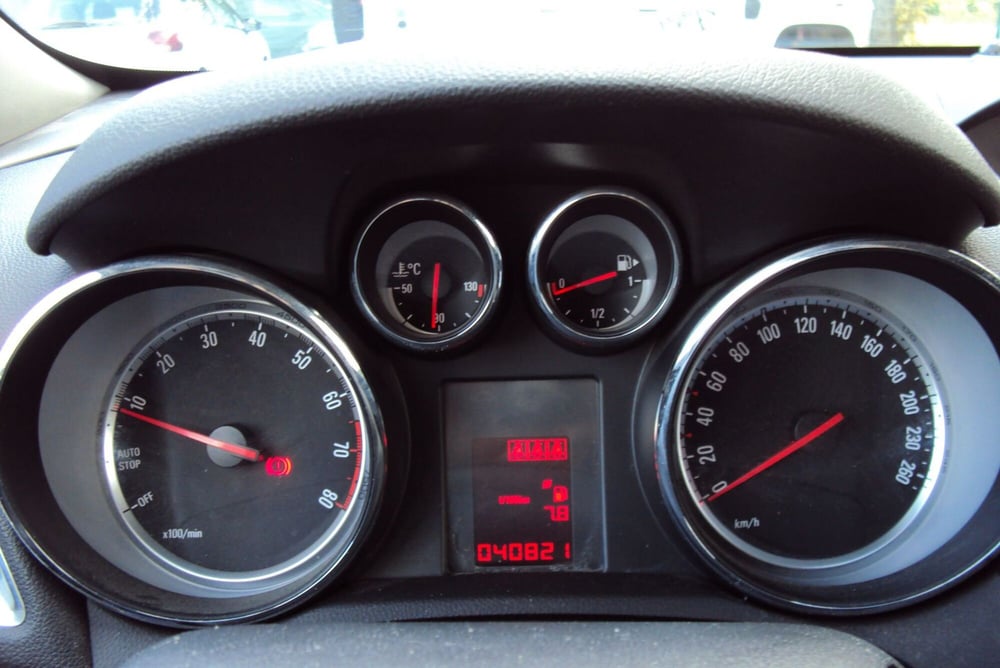 Opel Mokka usata a Bologna (13)