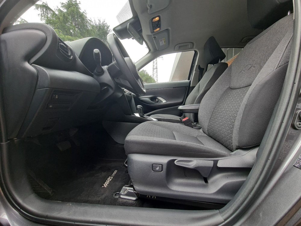 Toyota Yaris Cross usata a Bologna (8)