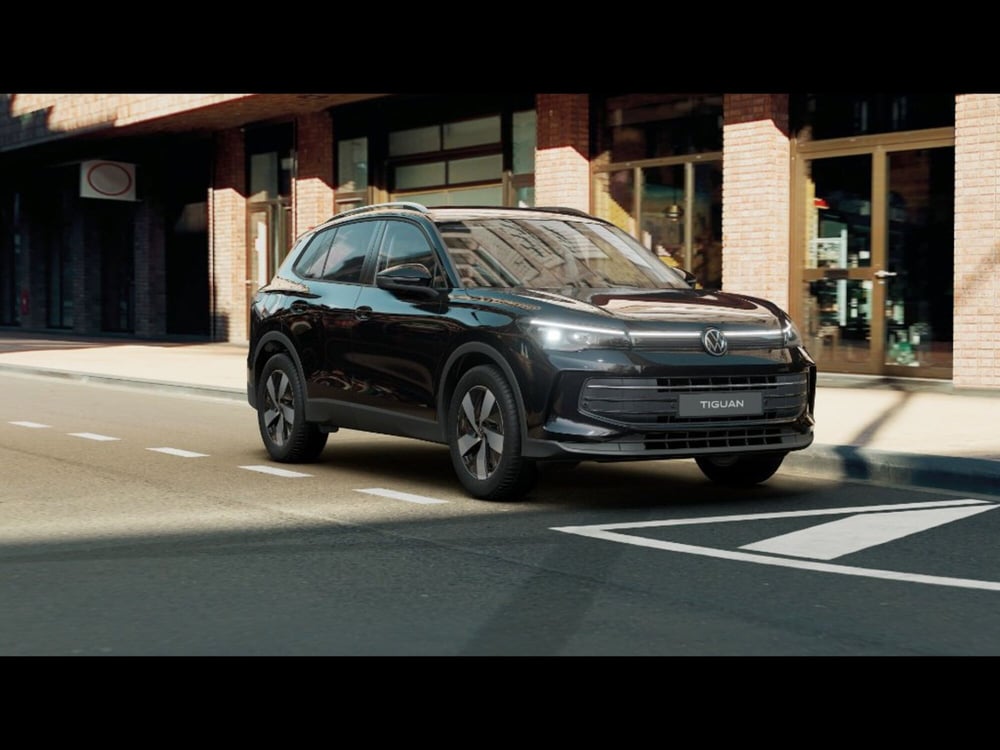 Volkswagen Tiguan nuova a Livorno (4)
