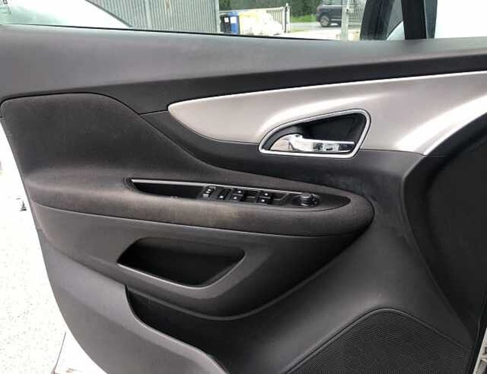 Opel Mokka usata a Lucca (15)