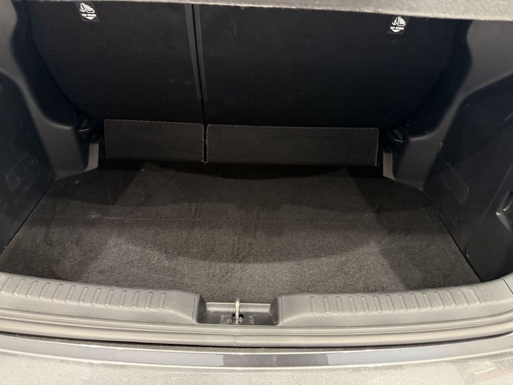 Mazda Mazda2 Hybrid usata a Latina (13)