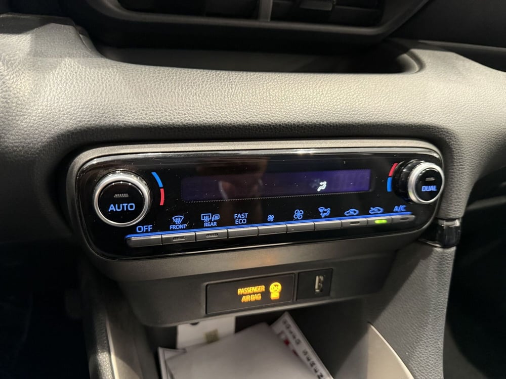 Mazda Mazda2 Hybrid usata a Latina (16)
