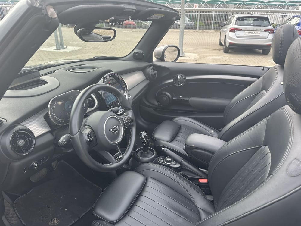 MINI Mini Cabrio usata a Milano (14)