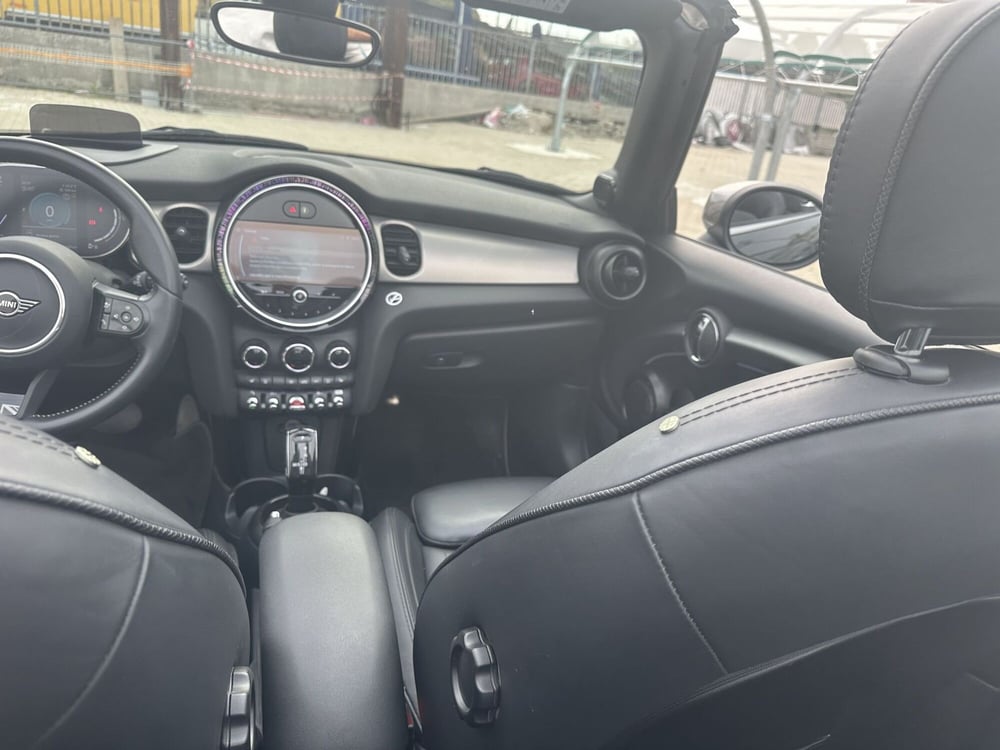 MINI Mini Cabrio usata a Milano (15)