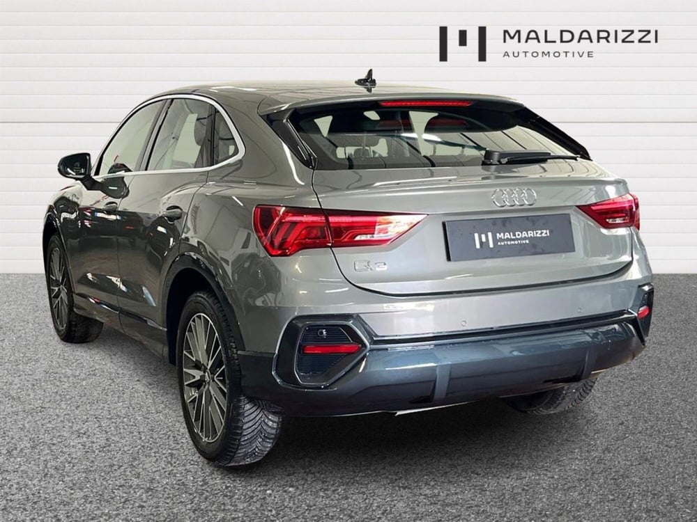 Audi Q3 Sportback usata a Bari (14)