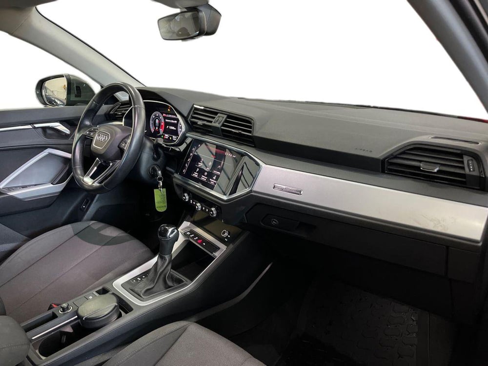 Audi Q3 Sportback usata a Bari (19)