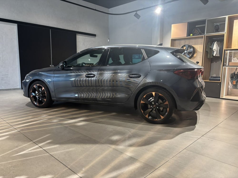 Cupra Leon nuova a Ferrara (7)