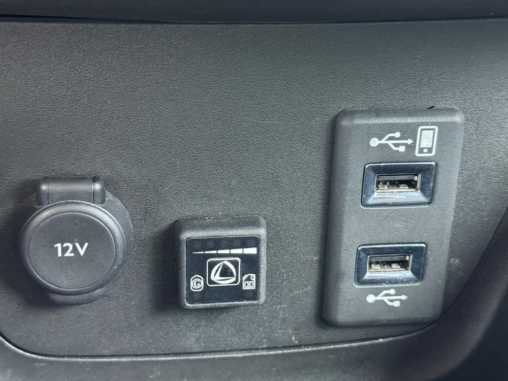 Opel Crossland X usata a Ferrara (14)