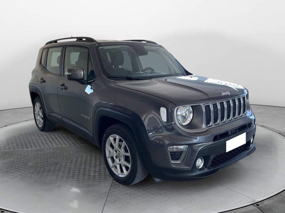 Jeep Renegade nuova a Pisa