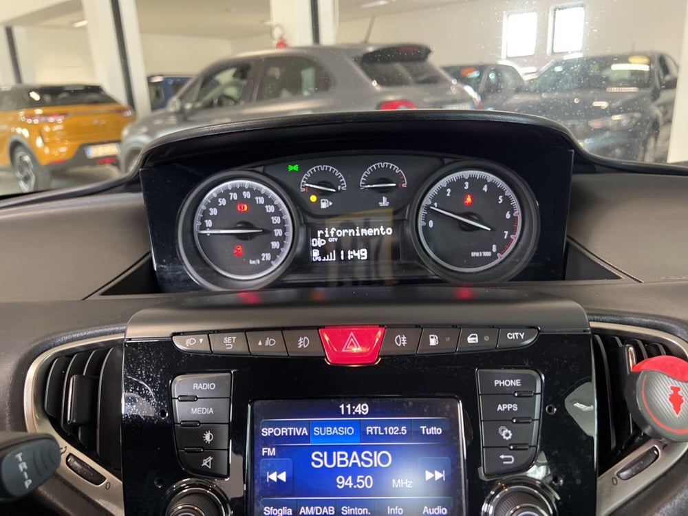 Lancia Ypsilon usata a Pisa (14)