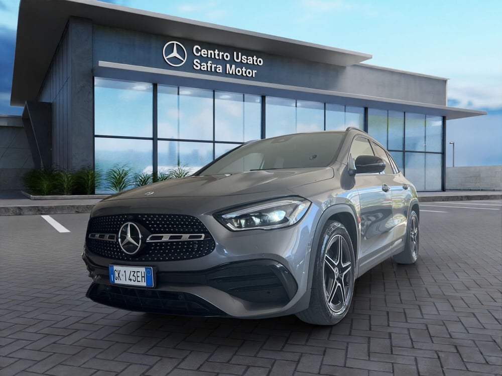 Mercedes-Benz GLA SUV usata a Cosenza