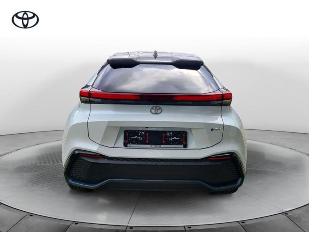 Toyota Toyota C-HR nuova a Perugia (3)