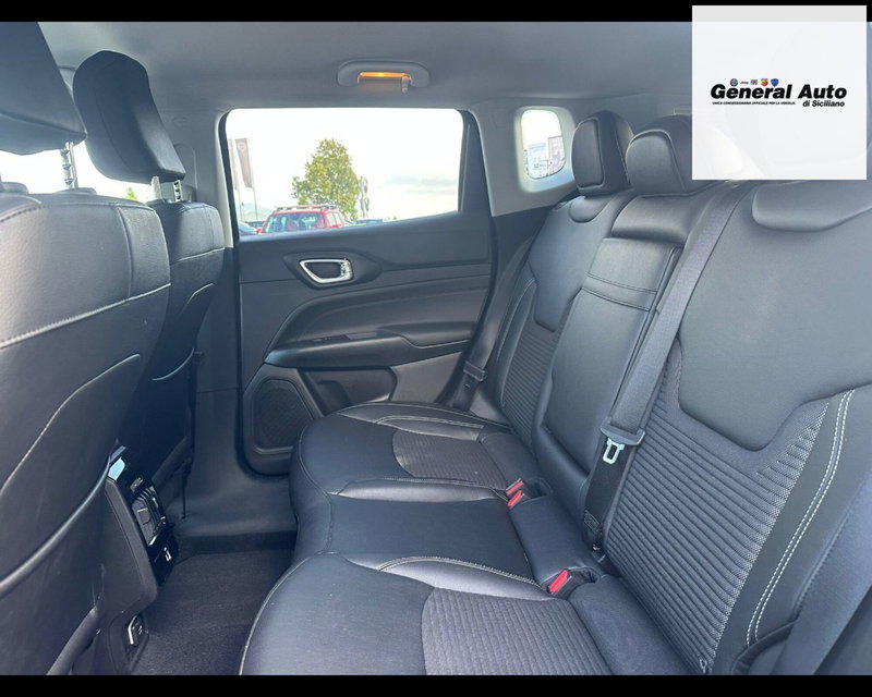 Jeep Compass usata a Lucca (12)