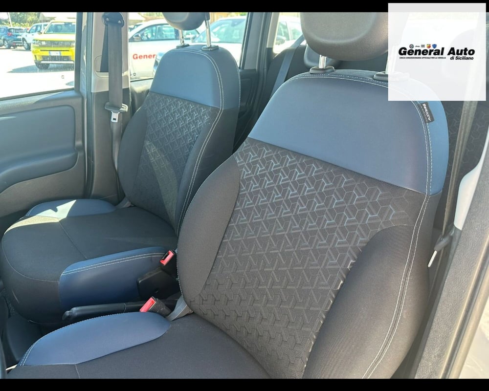 Fiat Panda Cross usata a Lucca (13)