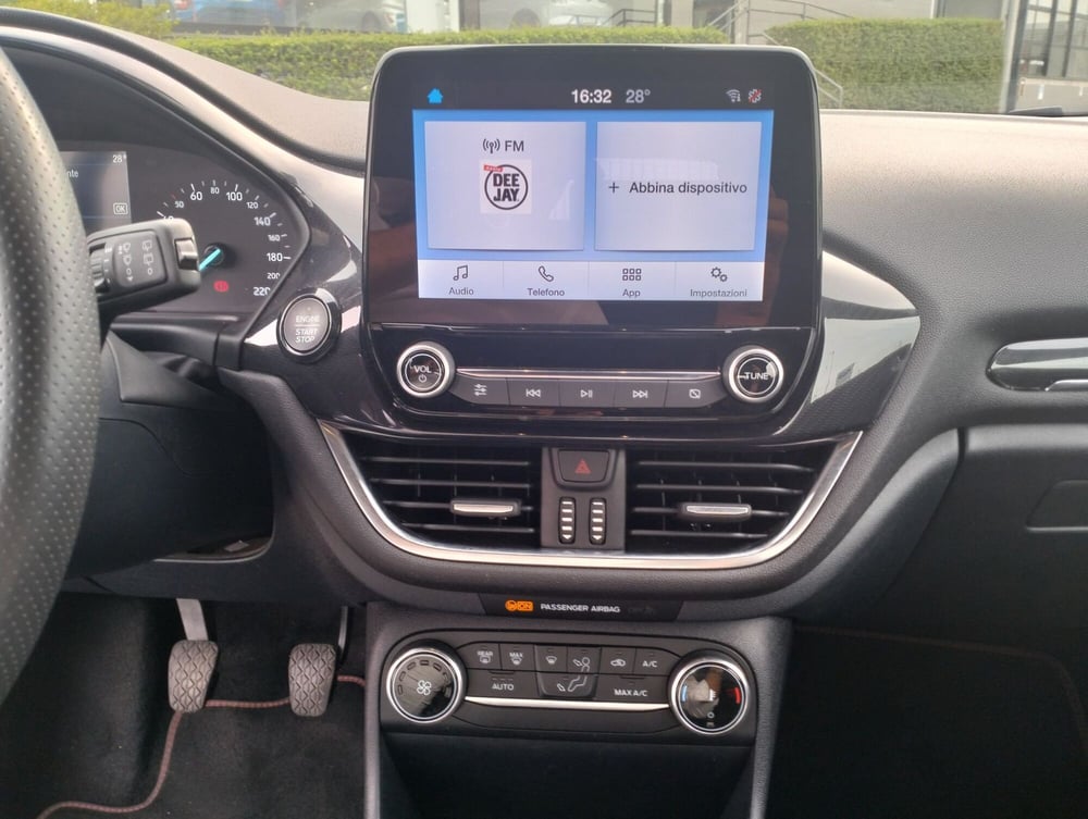 Ford Fiesta usata a Novara (12)