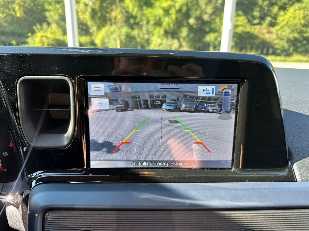 Ford Tourneo Courier usata a Verbano Cusio Ossola (11)