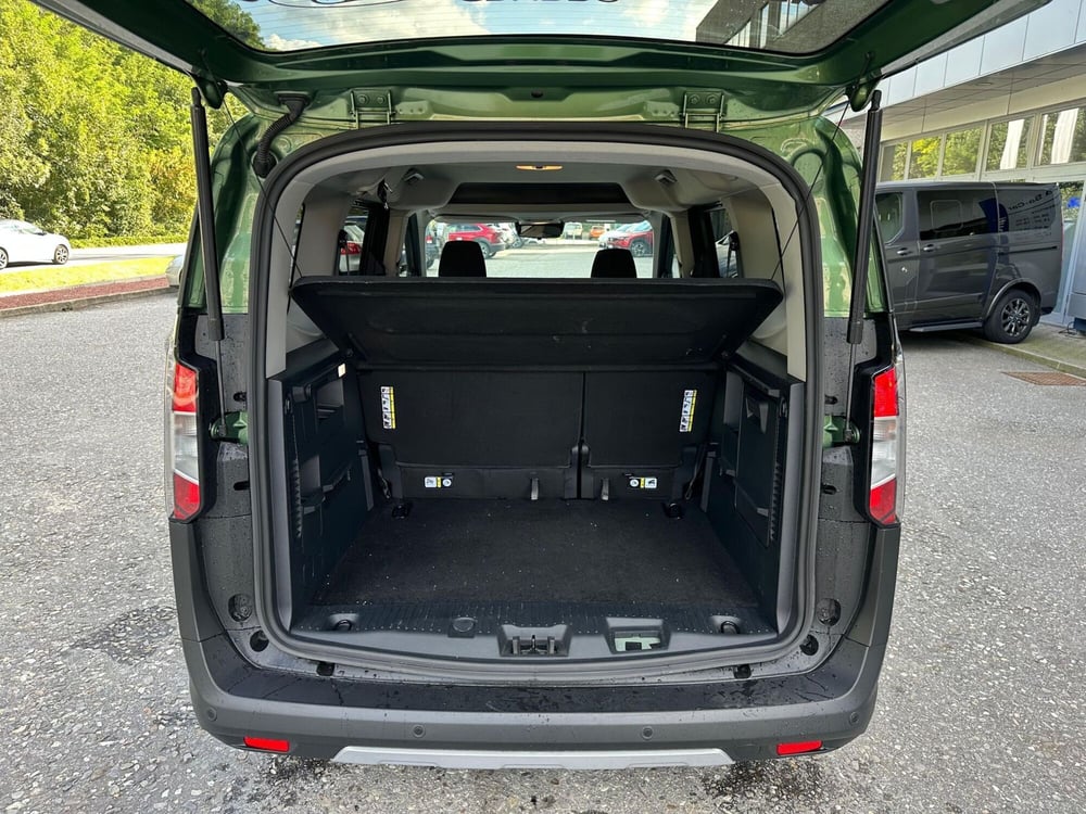 Ford Tourneo Courier usata a Verbano Cusio Ossola (17)