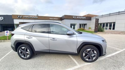Hyundai Tucson 1.6 hev Business 4wd auto nuova a Paolisi