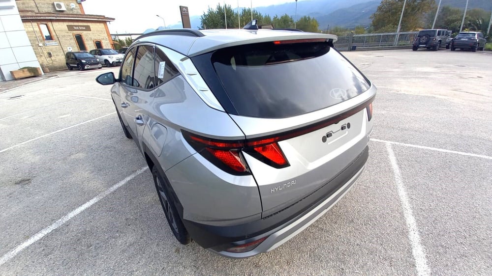 Hyundai Tucson nuova a Benevento (11)