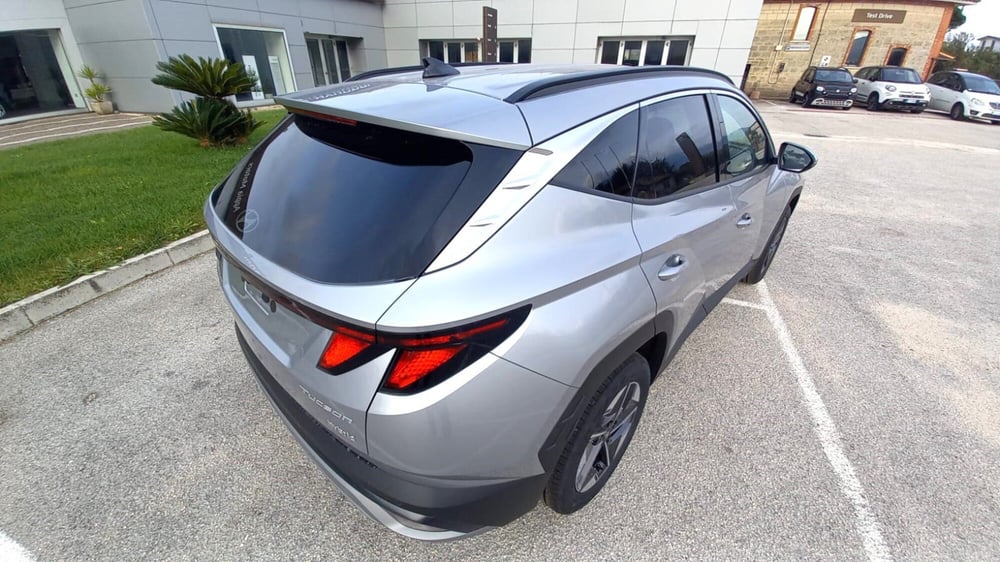 Hyundai Tucson nuova a Benevento (13)