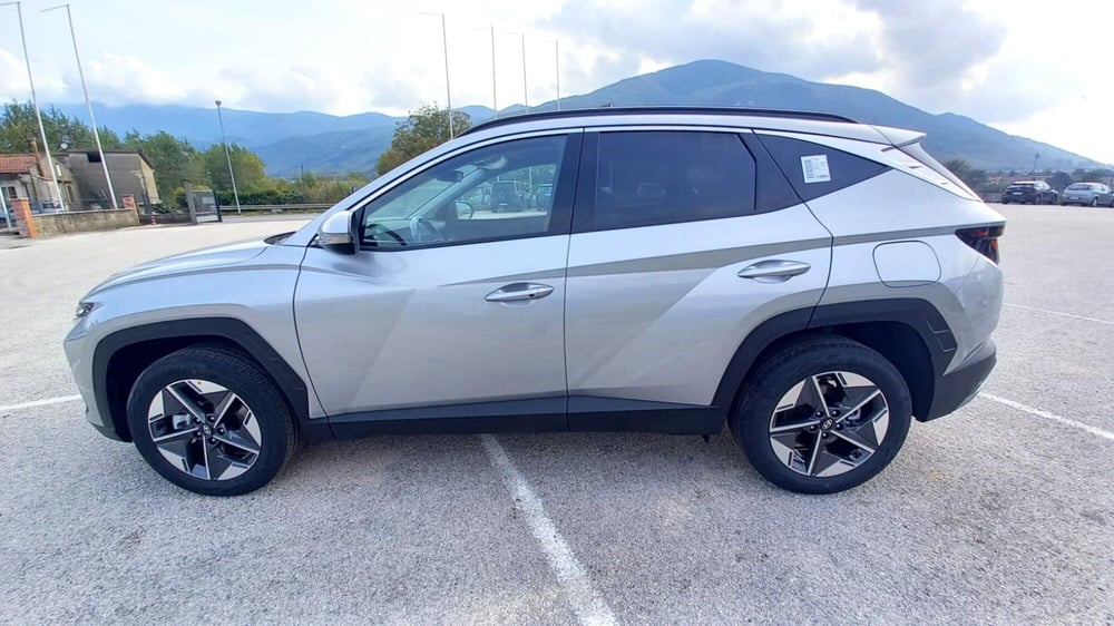 Hyundai Tucson nuova a Benevento (2)