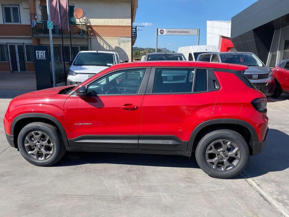 Jeep Avenger nuova a Avellino (10)