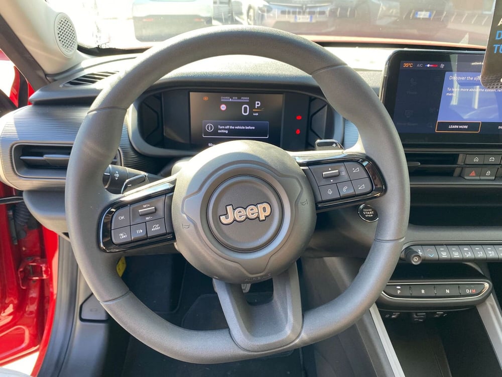 Jeep Avenger nuova a Avellino (16)