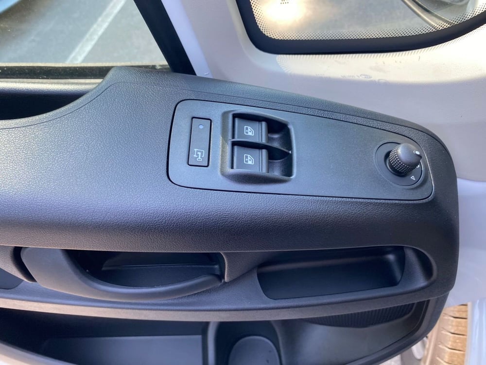 Fiat Ducato Furgone nuova a Salerno (17)