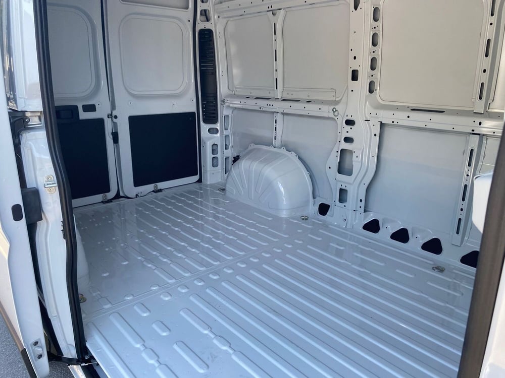 Fiat Ducato Furgone nuova a Salerno (7)