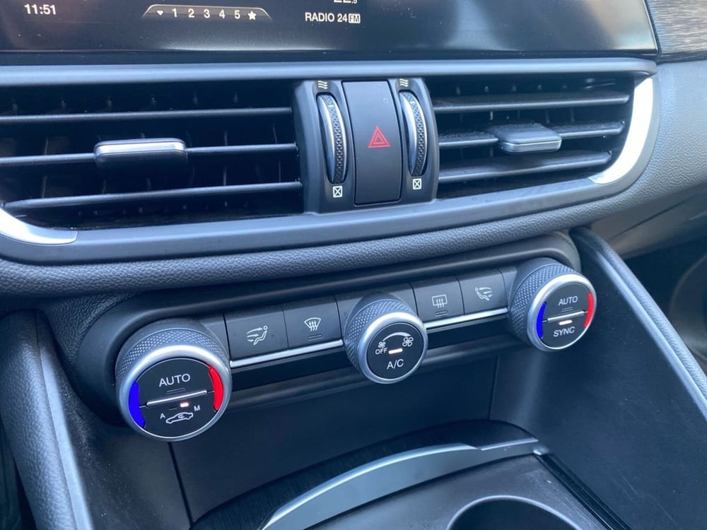 Alfa Romeo Giulia usata a Firenze (15)