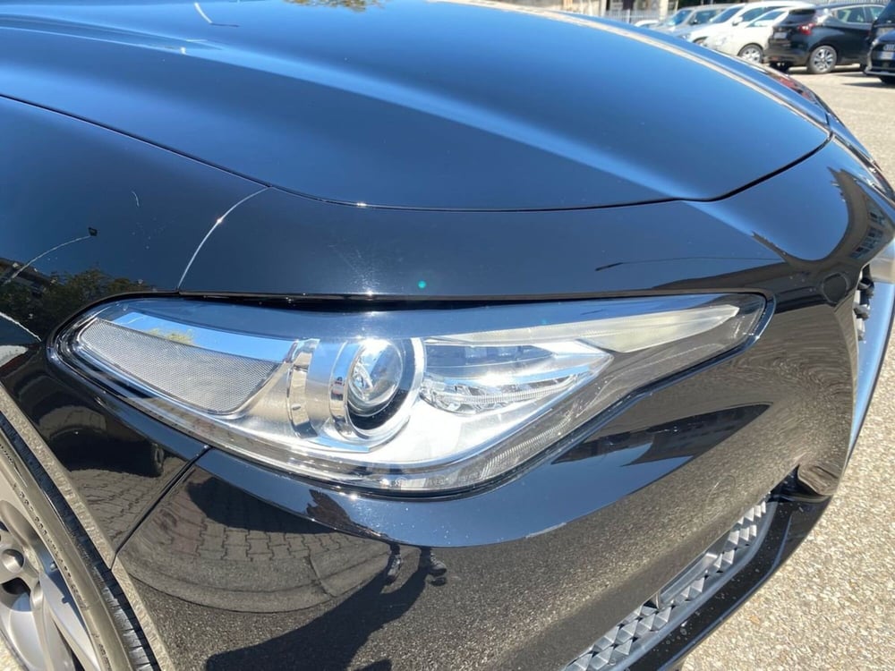 Alfa Romeo Giulia usata a Firenze (7)