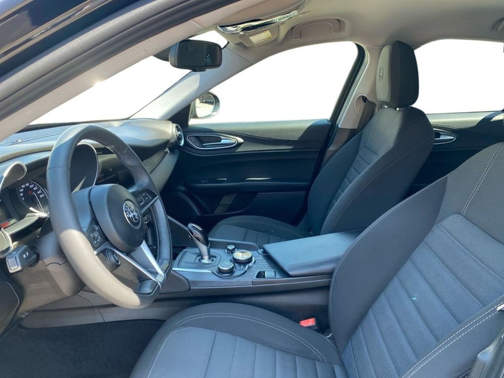 Alfa Romeo Giulia usata a Firenze (9)