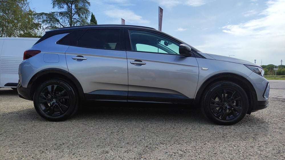 Opel Grandland usata a Firenze (10)