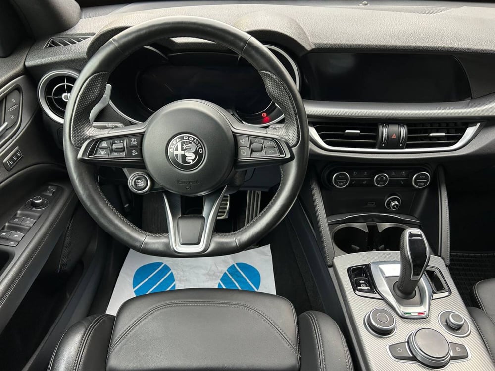 Alfa Romeo Stelvio usata a Ancona (11)