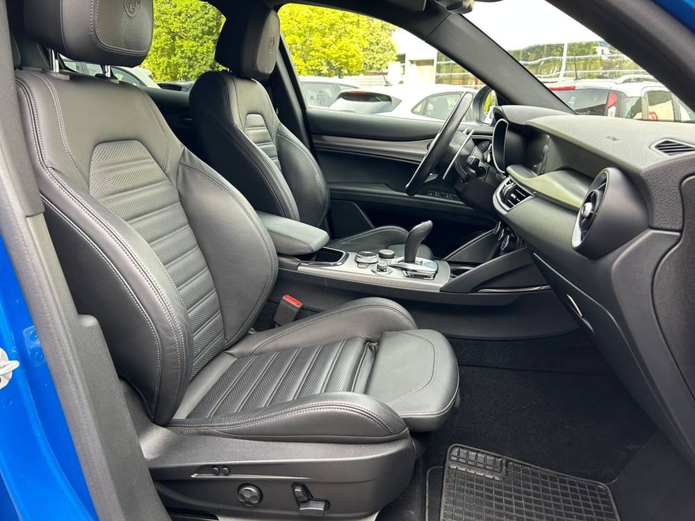Alfa Romeo Stelvio usata a Ancona (19)
