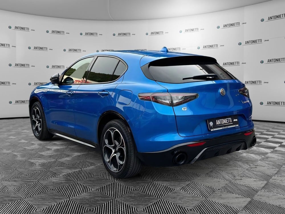 Alfa Romeo Stelvio usata a Ancona (7)